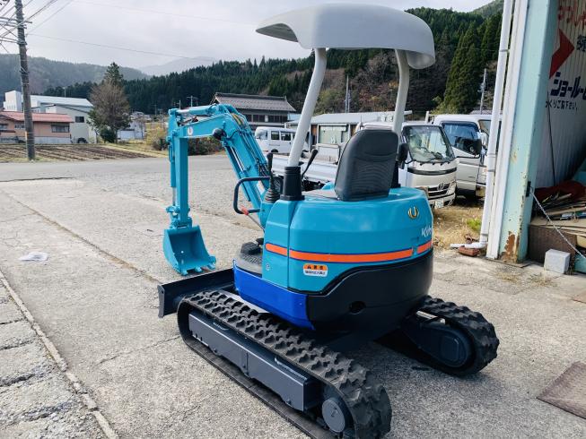 バックホー U-20 写真４