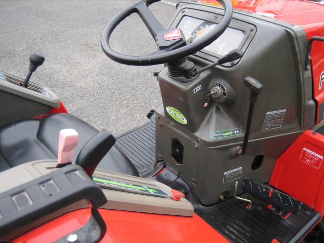 トラクター F-7DAS3 写真８