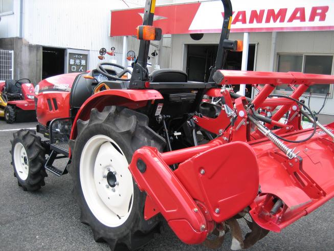トラクター EG223 VUKS5G 写真５