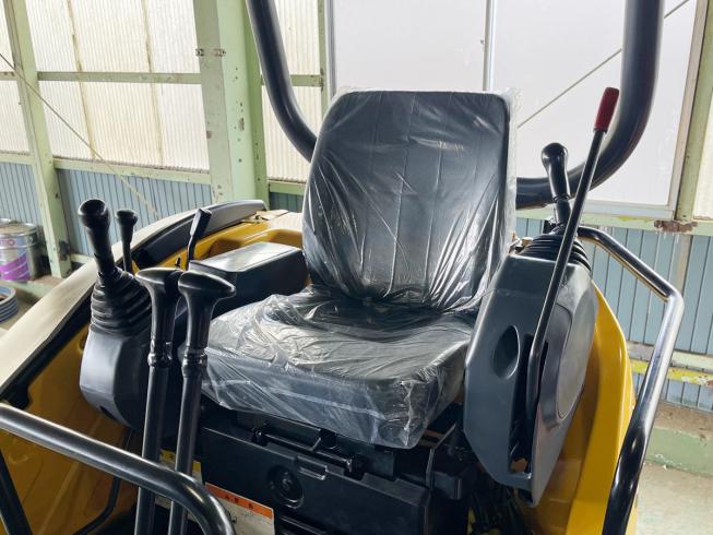 バックホー U-20-3 写真５