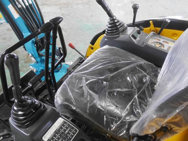 バックホー U-20-3 写真６