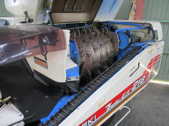 コンバイン HV218G-AWC 写真５