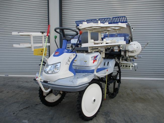 田植機 PQZ4-DULF 写真３