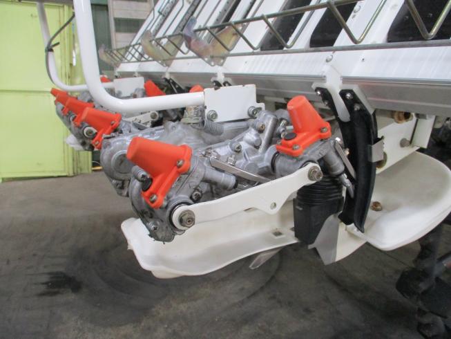 田植機 SPU550-RIF 写真９