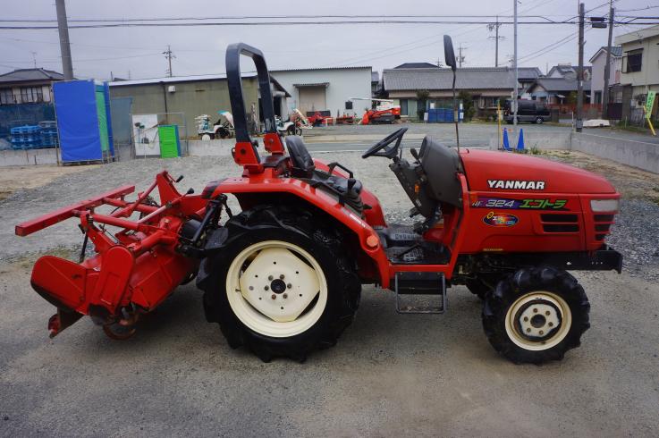 トラクター AF324 写真２
