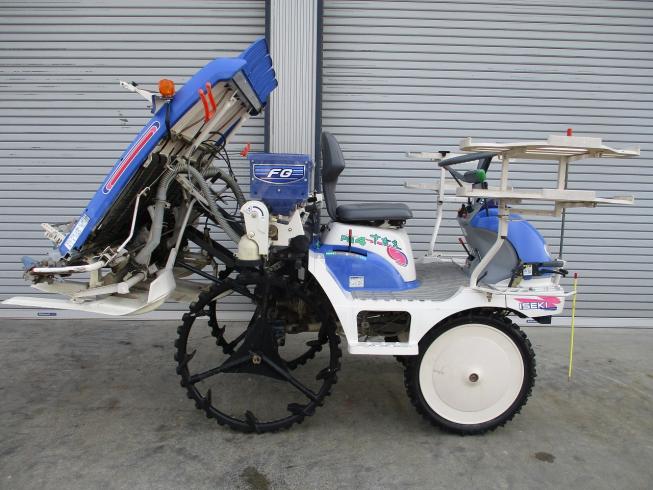 田植機 PQ4DF 写真２