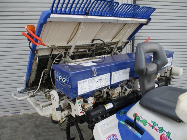 田植機 PQ4DF 写真６