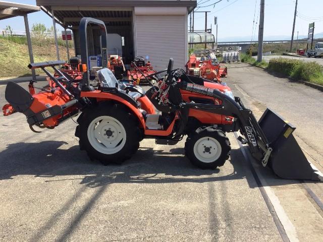 トラクター B17XBSMAG+JJB18K 写真７