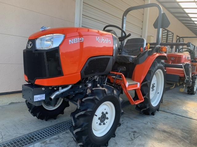 トラクター NB19MA 写真２