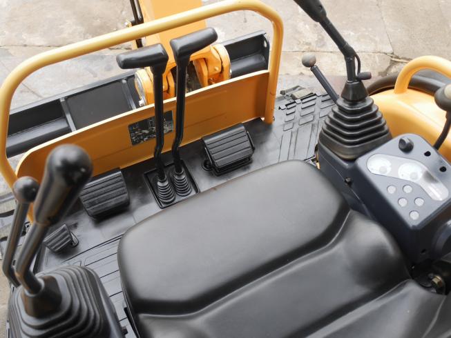 バックホー vio20-3 写真５