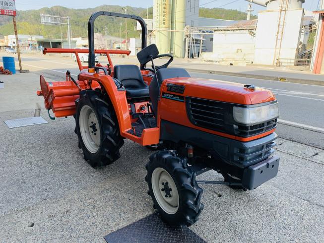 トラクター T22 写真２