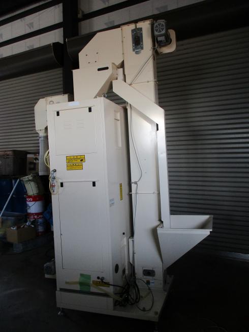 色彩選別機 AK-ECO 写真４