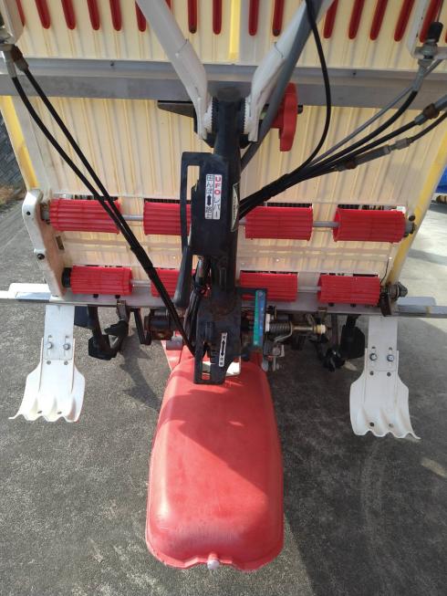 田植機 AP200 写真８
