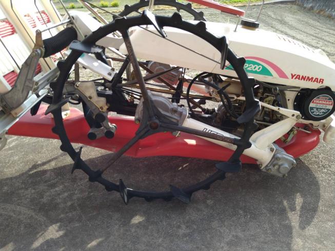 田植機 AP200 写真４