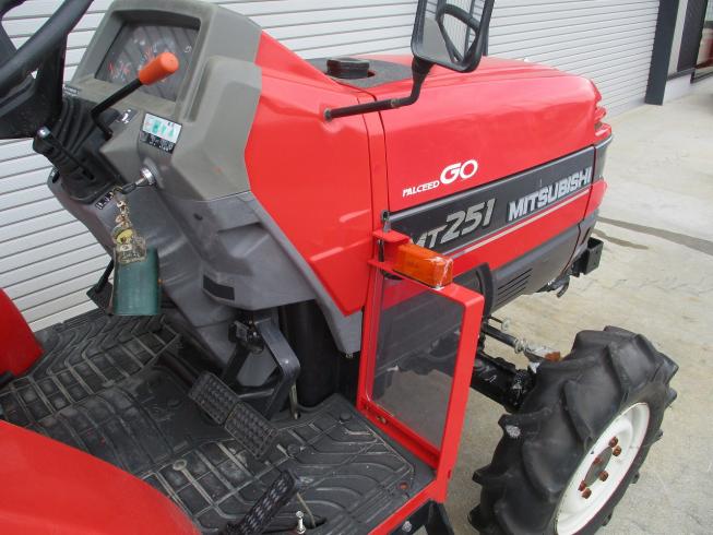 トラクター MT251 写真７