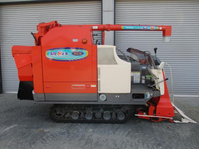 コンバイン SRM23AGDW 写真２