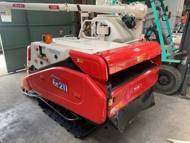 コンバイン Ee211 写真５