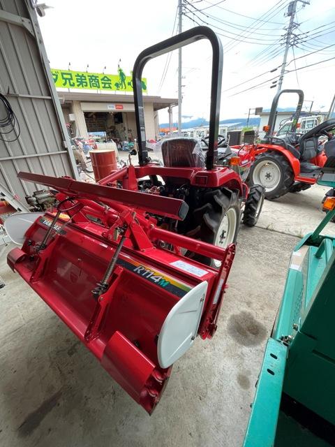 トラクター AF118UVP 写真３