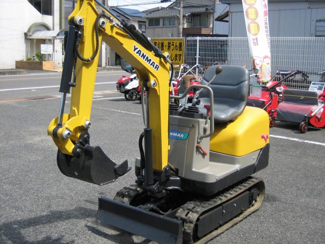 バックホー B05 写真４