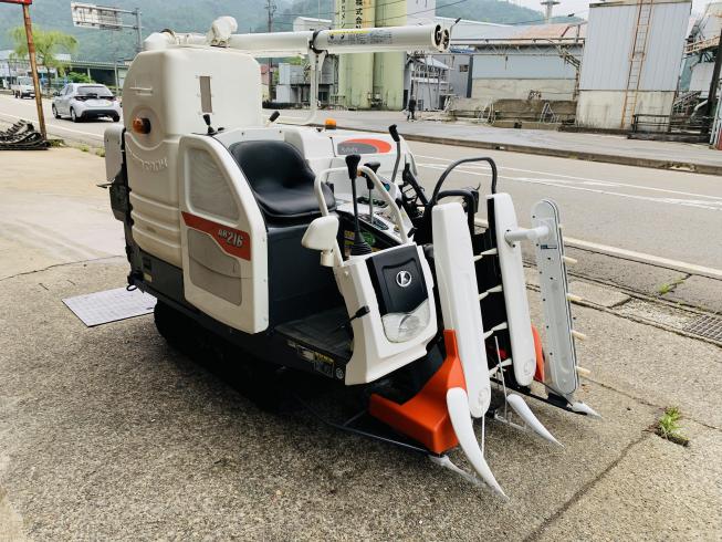 コンバイン AR216-GLW 写真２