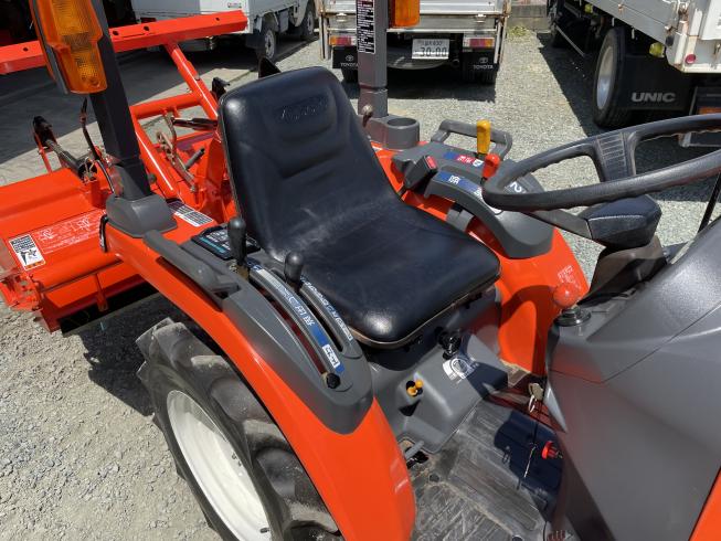 トラクター JB13 写真３