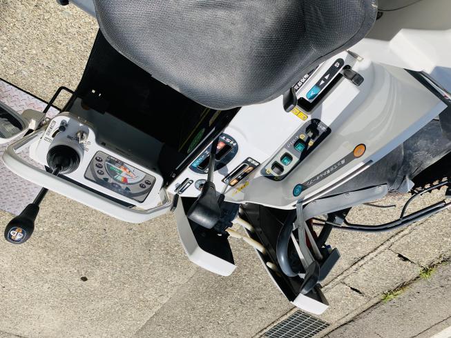 コンバイン AR216-GLW 写真６