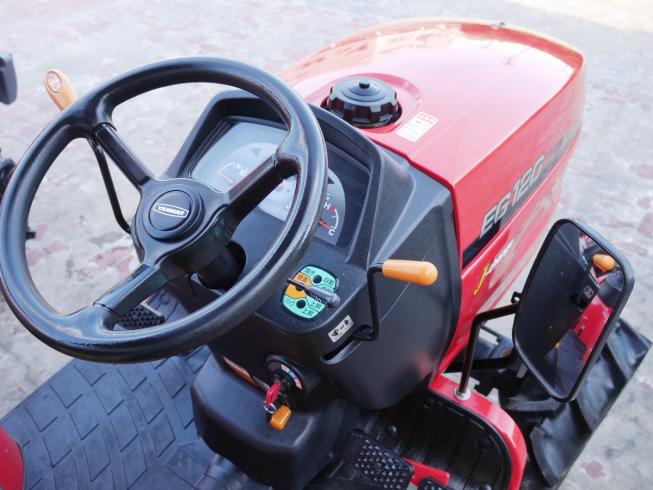 トラクター EG120　J-change 写真６