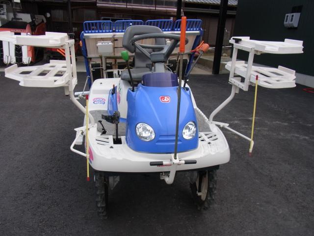 田植機 PQ４ 写真２