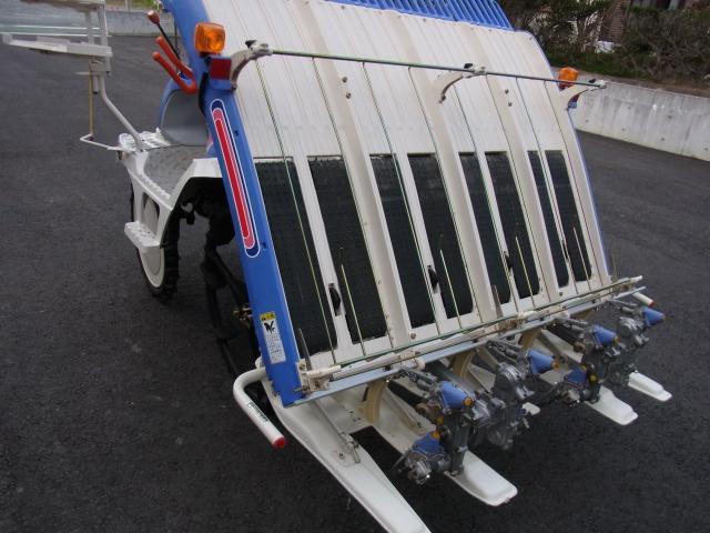 田植機 PQ４ 写真５