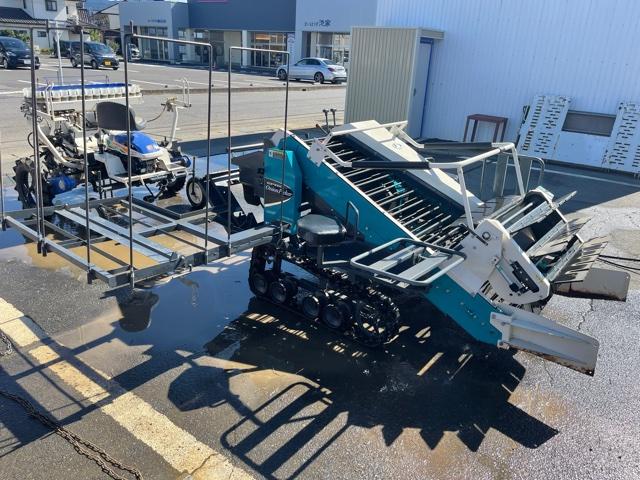 たまねぎ収穫機 KOP-1000 写真２