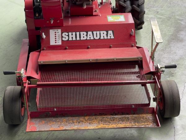 小石拾い機 iP60A 写真２