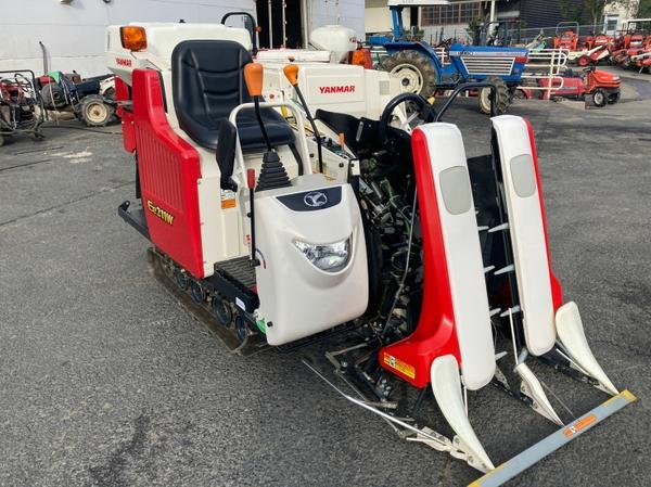 コンバイン Ee211W 写真２