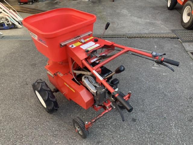 肥料散布機 MF601 写真３