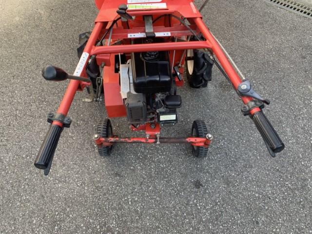 肥料散布機 MF601 写真５