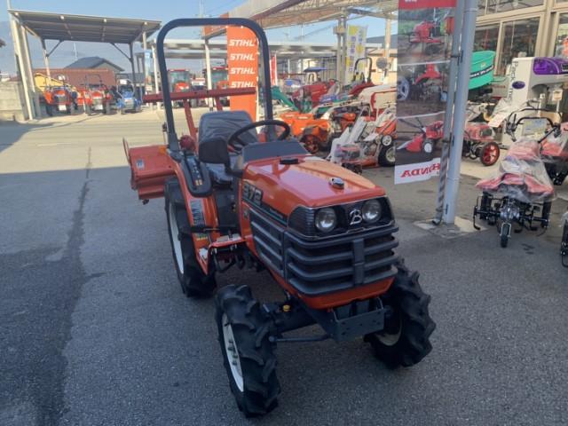 トラクター B72MABSP 写真３