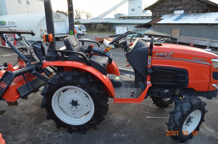 トラクター KB17XMARF3 写真２