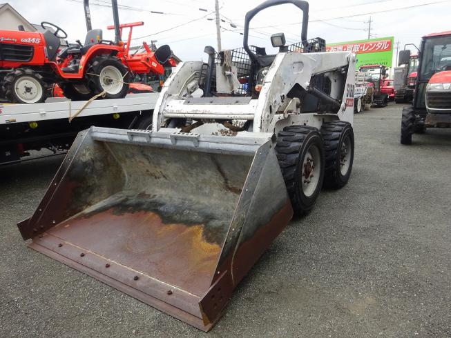 スキッドステアローダー S160 写真２