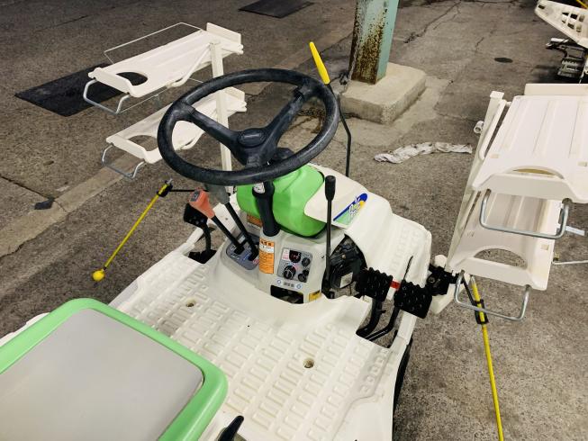 田植機 Pe-1E 写真７