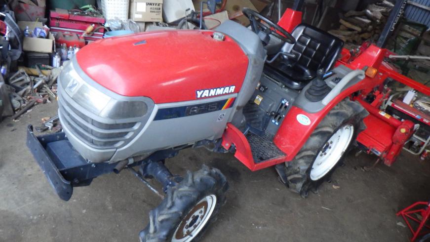 トラクター AF15VKS3 写真２