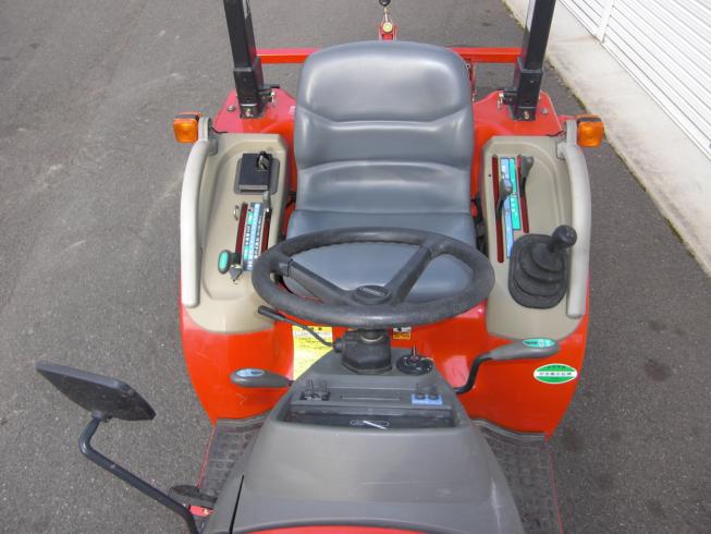 トラクター AF114VPUS3M 写真２