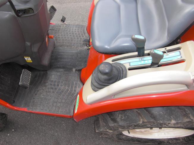 トラクター AF114VPUS3M 写真５