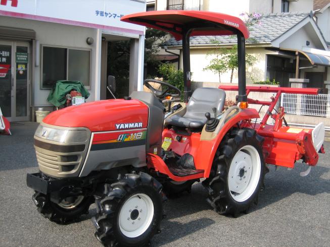 トラクター AF118VPUS4M 写真２