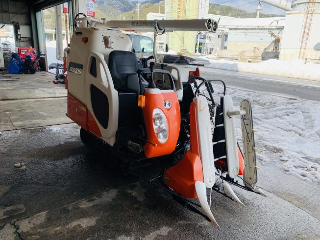 コンバイン ARN219-GDXW 写真２