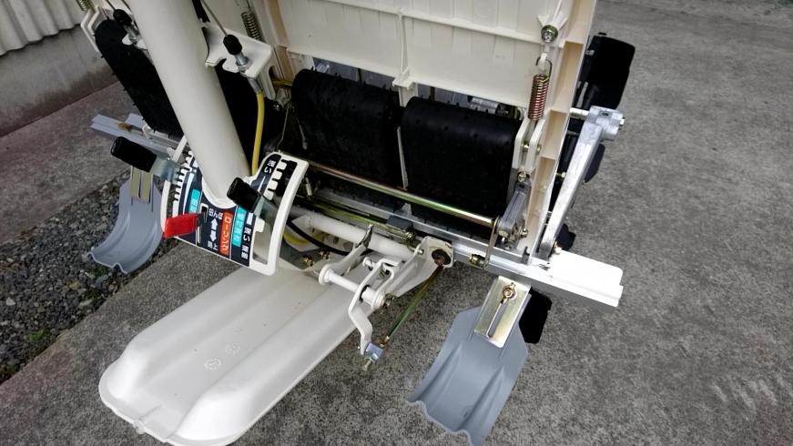 田植機 PC25D-70 写真６