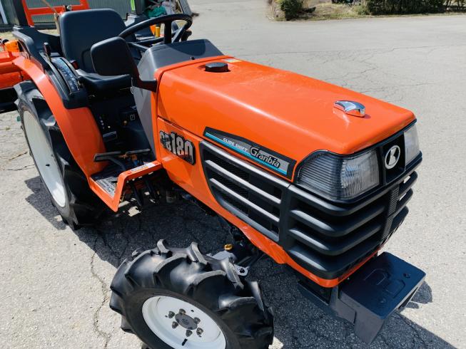 トラクター GB180(F) 写真３