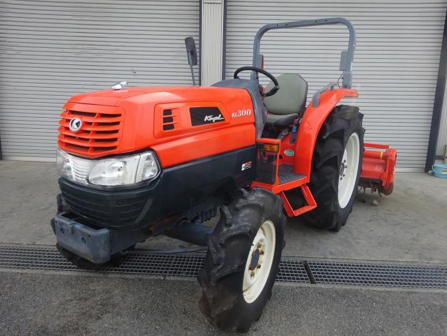 トラクター KL300 写真３
