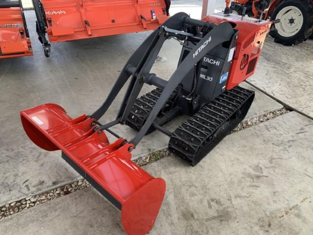 ミニローダ ML30-2 広幅大容量バケット 写真２