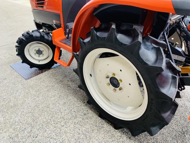 トラクター KT210 写真８