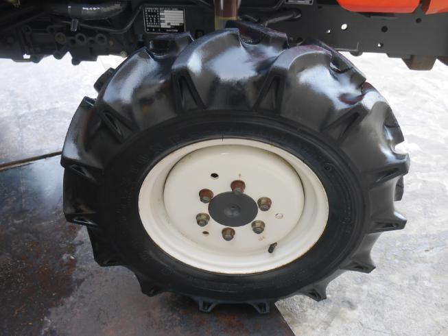 トラクター KB185 写真８