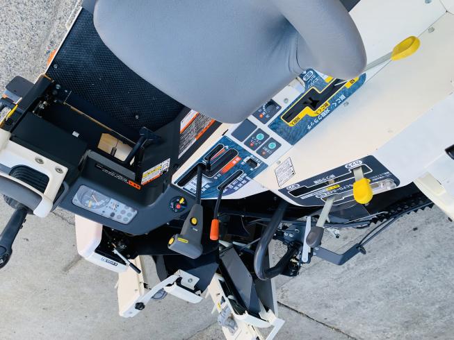 コンバイン VS323 写真９